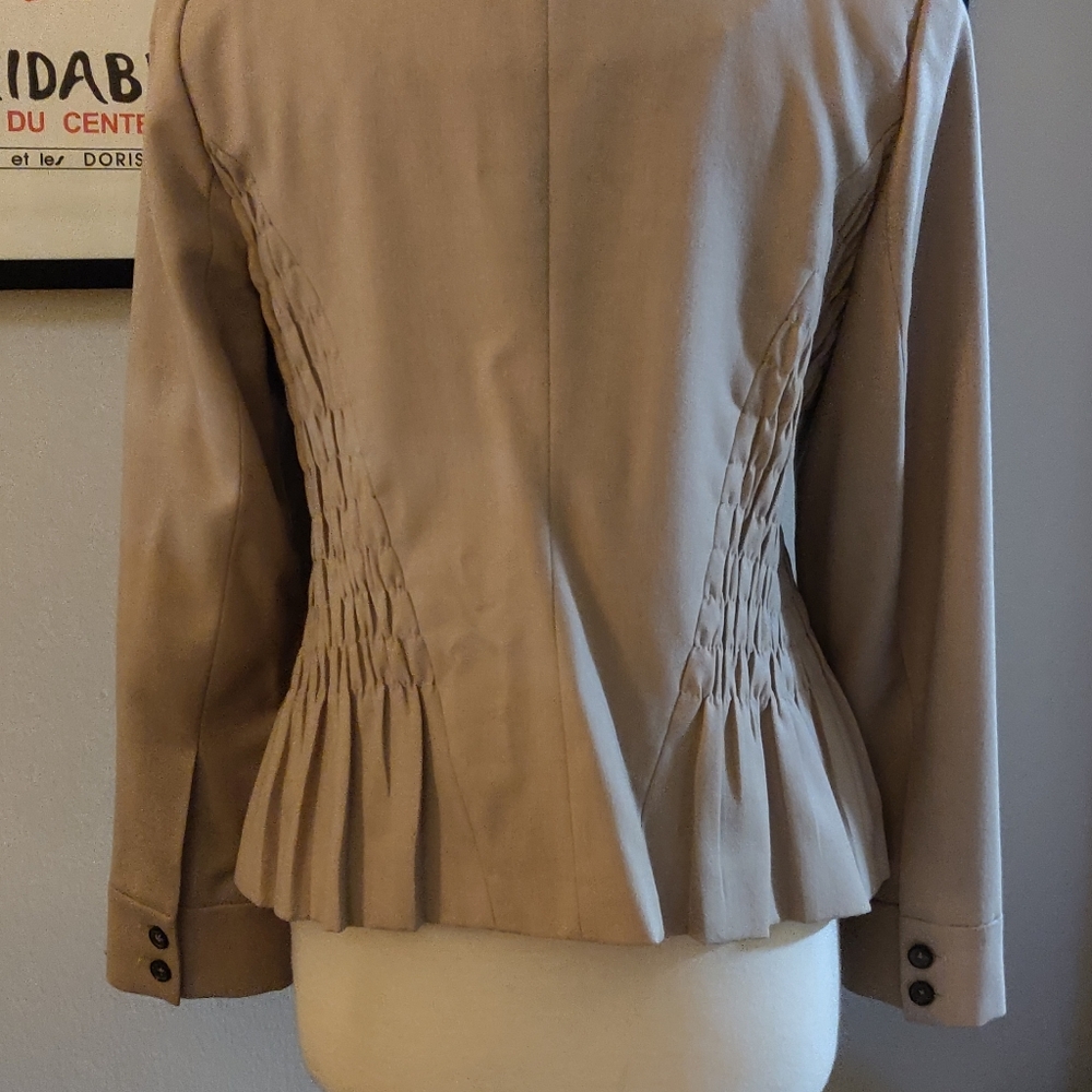 Fun Blazer - Picture 3 of 3